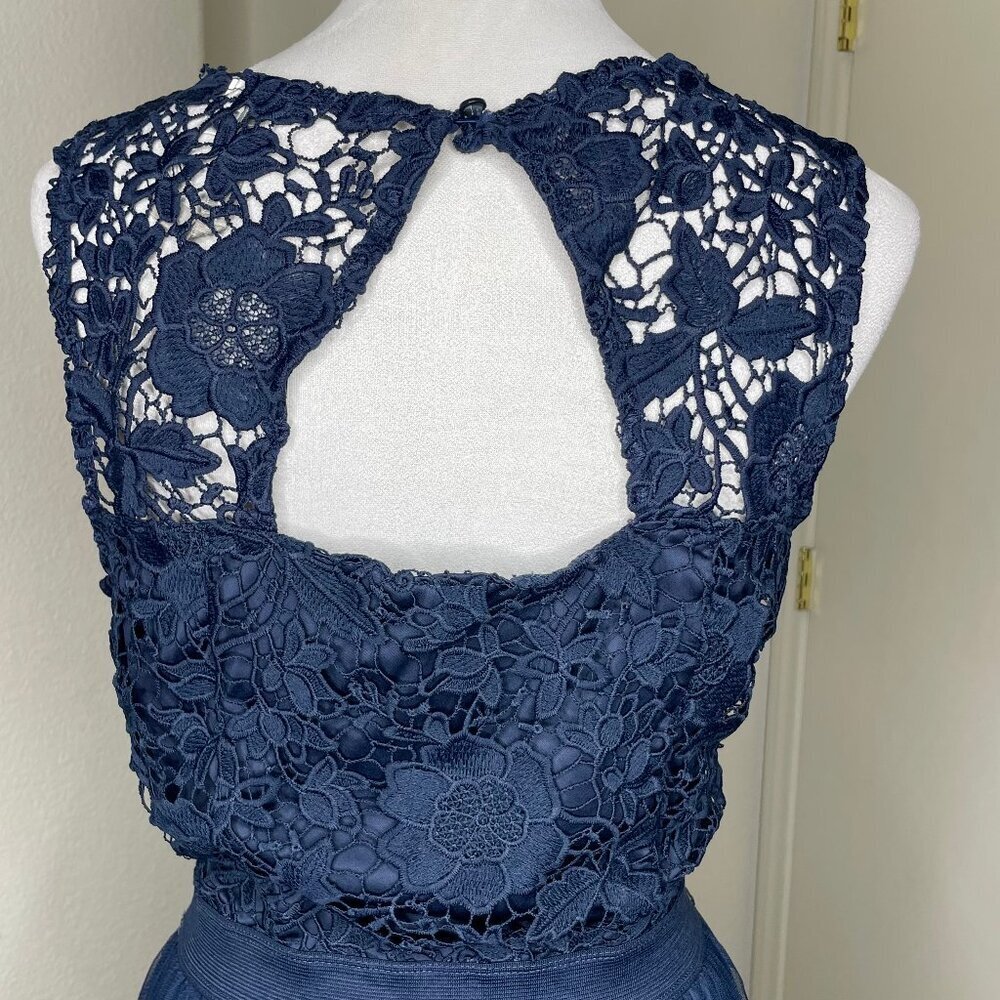 LC Lauren Conrad Navy Blue Lace Floral Embroidered Bodice Flowy Dress Sz Large - Picture 5 of 11